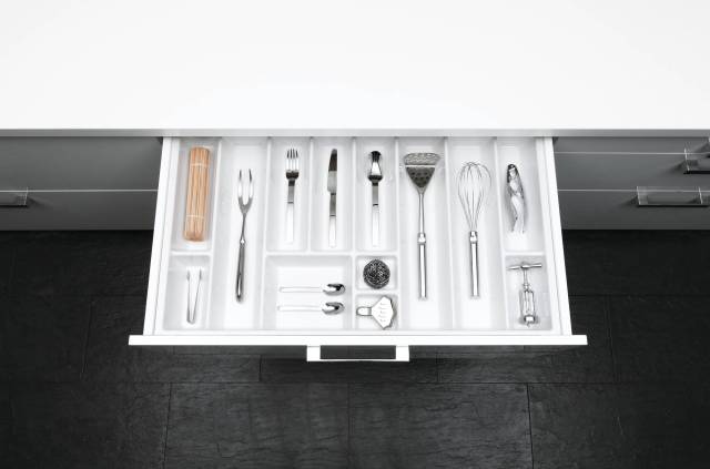cutlery tray, cutlery divider, modern kitchen, kitchen accessory, ottawa